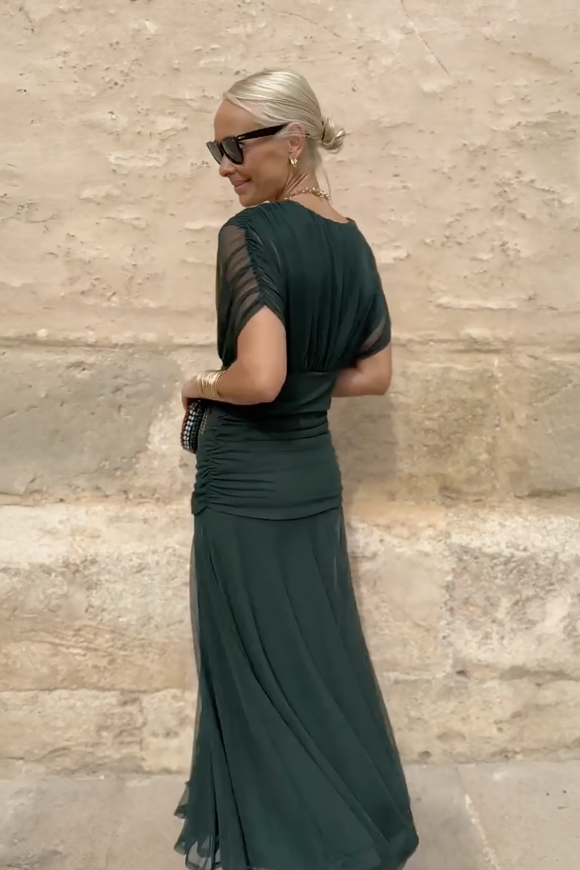 Graceful V-Neck Maxi Dress with an Elegant Party Look