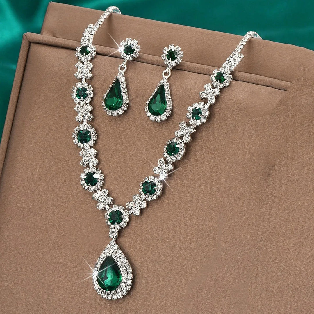 Kaylee™ | Emerald Crystal Necklace &amp; Earring Set