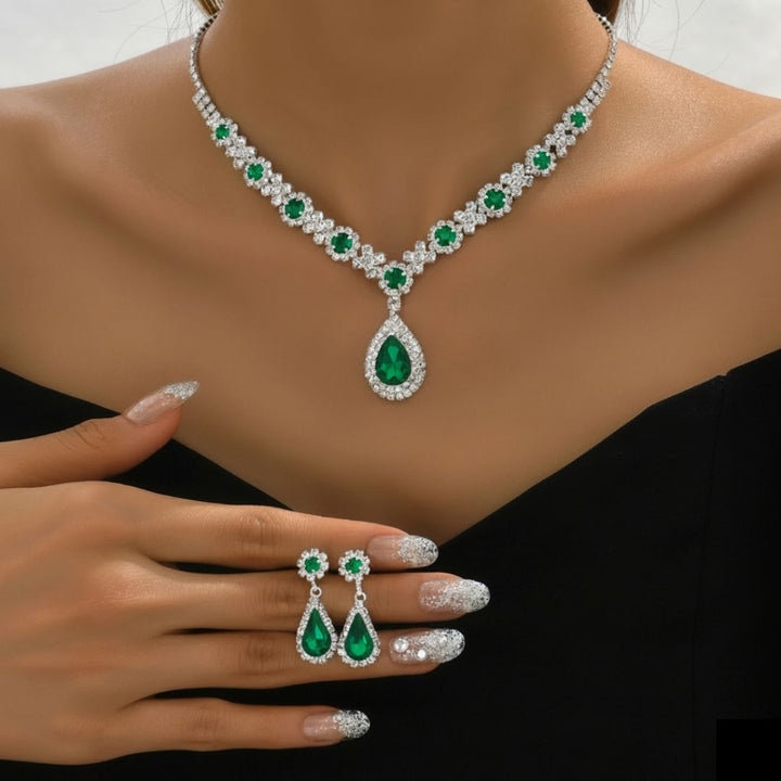 Kaylee™ | Emerald Crystal Necklace &amp; Earring Set