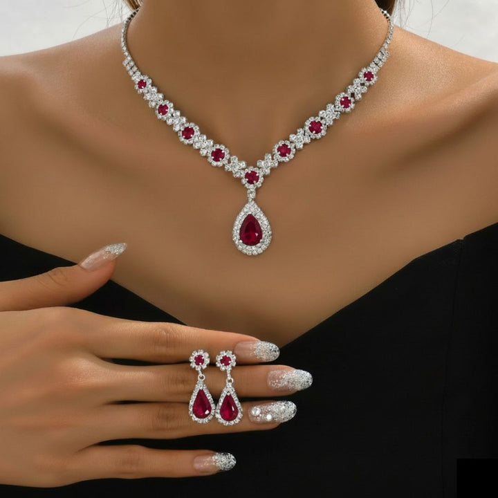 Kaylee™ | Emerald Crystal Necklace &amp; Earring Set