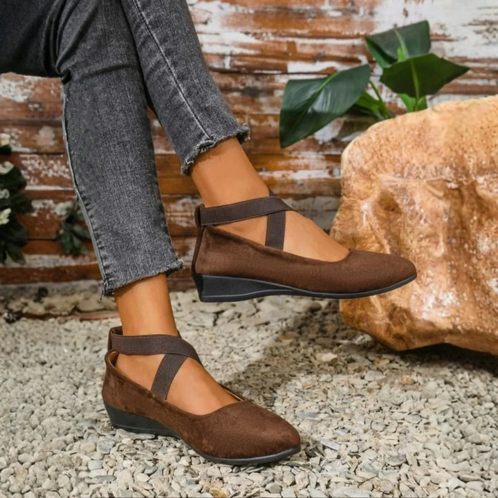 Delphine™ | Comfort Wedge Ballet Flats